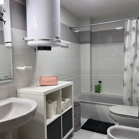 Solo Familias 300m Playa Con Wifi Ac Y Piscina شقة